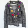 Pulover mohair cu floricele impaslite