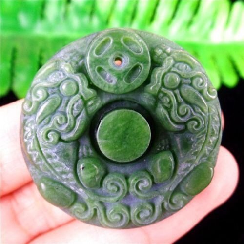 K0794 - Pandantiv, jad verde sculptat, Pi Xiu, Pi Yao,