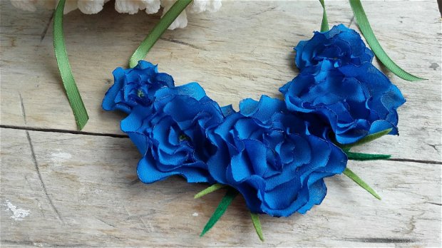 "Floare-albastra" - colier statement  LA COMANDA