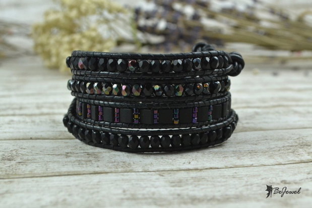 Bratara wrap din snur de piele si mix de cristale - ''Black Magic Woman''