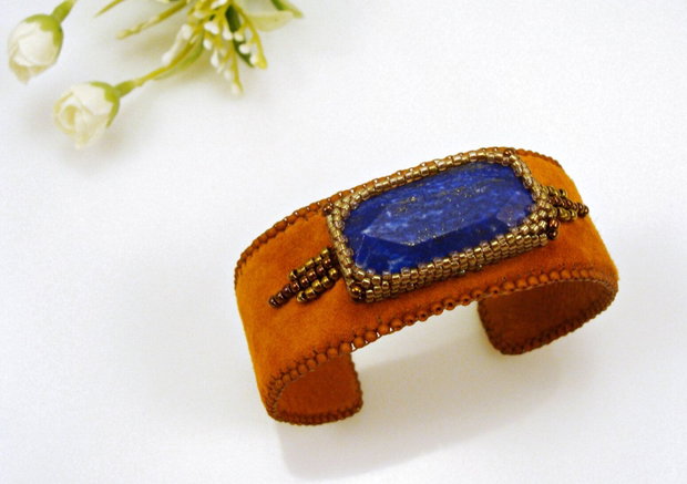 Bratara fixa din piele cu lapis lazuli