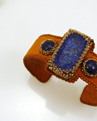 Bratara fixa din piele cu lapis lazuli