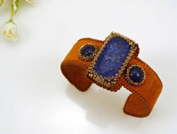 Bratara fixa din piele cu lapis lazuli