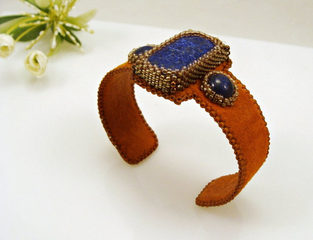Bratara fixa din piele cu lapis lazuli