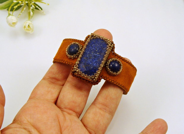 Bratara fixa din piele cu lapis lazuli