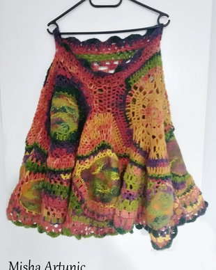 Poncho impaslit si crosetat, asimetric, de toamna