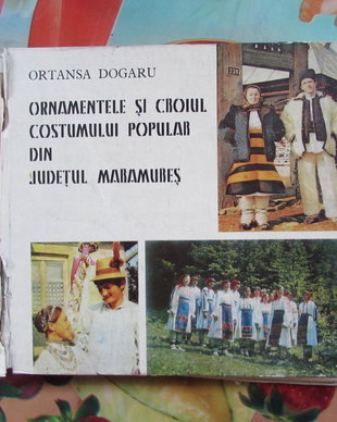 Album cu modele de cusaturi