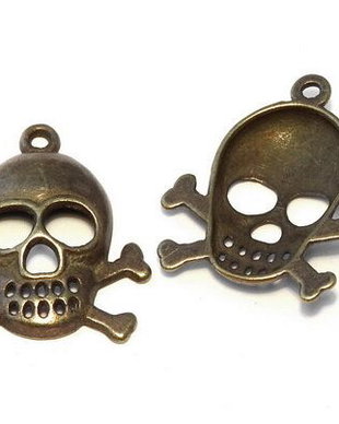 Pandantiv / charm metalic, craniu, 26x22x4.5 mm