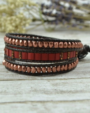 Bratara wrap cu snur de piele si mix de cristale  - ''A dash of Cinnamon''