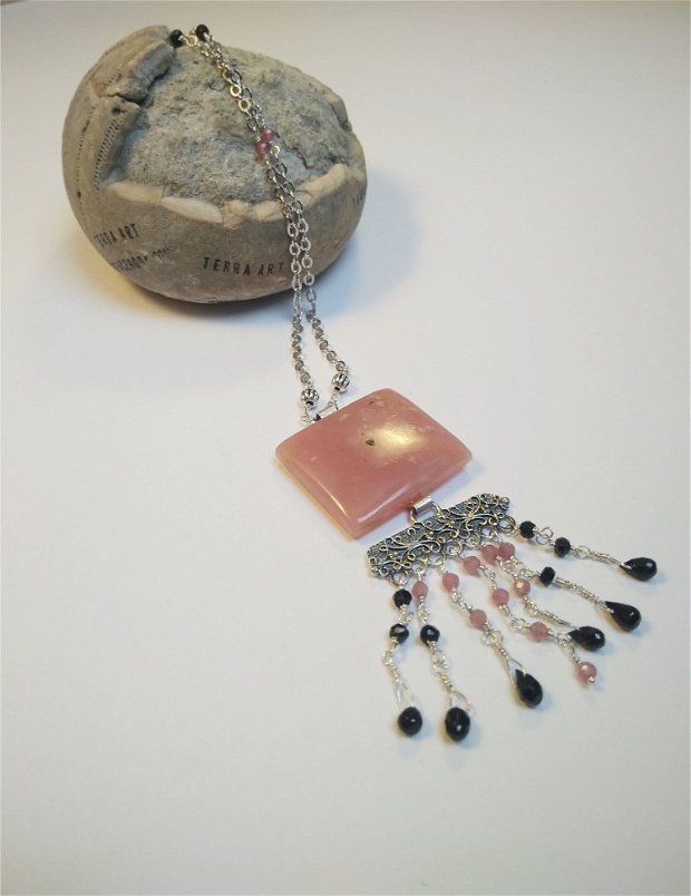 Colier cu Opal Australian roz și pietre mărunte