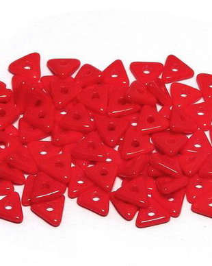 Tri-bead, 4 mm, Opaque Red - 93200