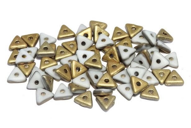 Tri-bead, 4 mm, Chalk White Amber Matted - 03000-26471