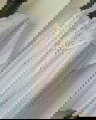 CAMASA DE NOAPTE BUMBAC LILA PLATCA BRODATA