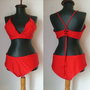 COSTUM DE BAIE ROSU RETRO LOOK