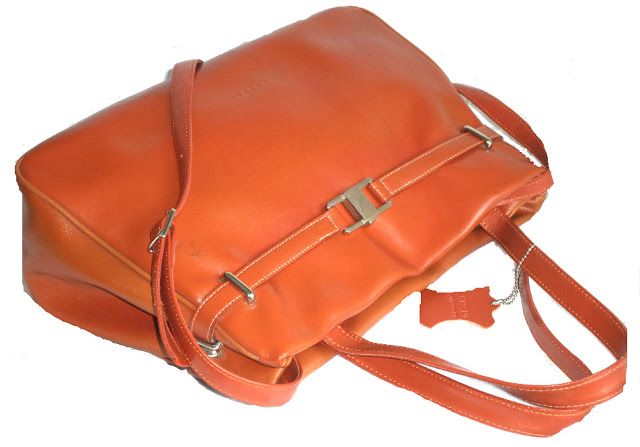 L CREDI leather bag