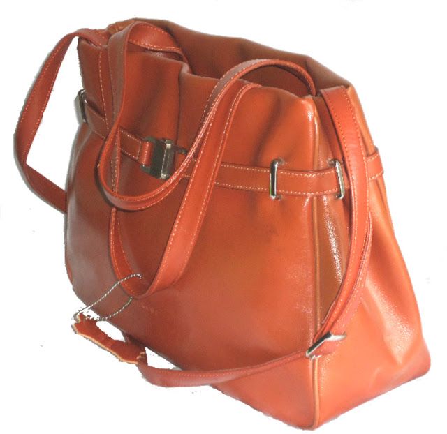 L CREDI leather bag