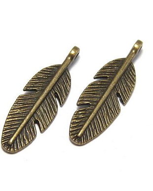 Pandantiv metalic, bronz, frunza, 29x8.5 mm