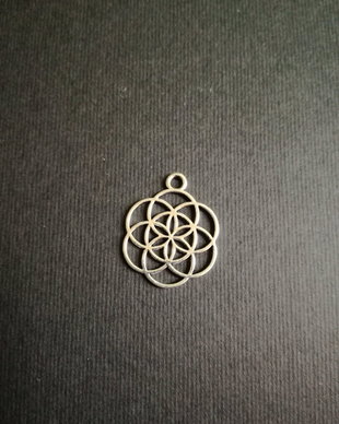 PANDANTIV FLOARE - 25 x 20 MM