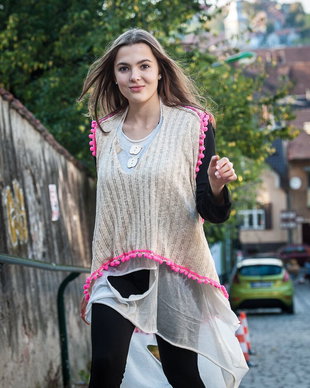 Vestă colorată ,croșetată,tricotată ,boho-chic
