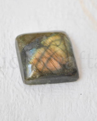 Cabochon Labradorit