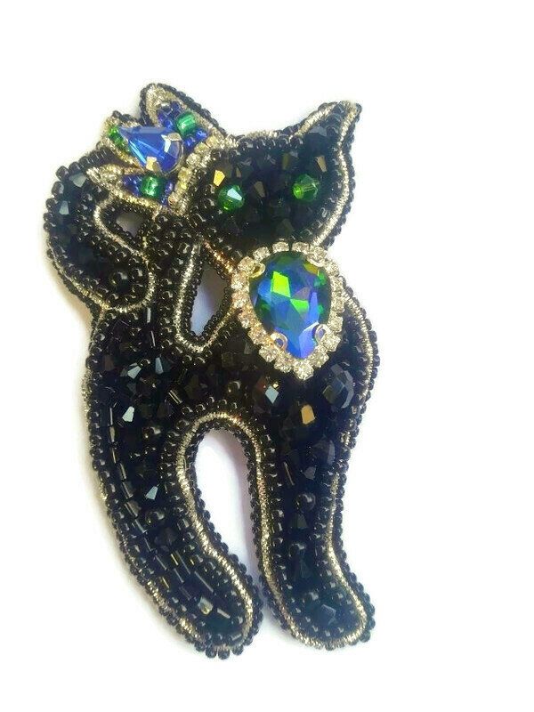 Black ROYAL Cat
