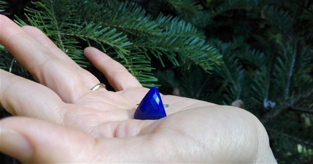 Inel reglabil din Argint 925 si Lapis lazuli triunghiular microfatetat - IN735 - Inel albastru delicat, inel pietre semipretioase, cadou romantic, cadou Craciun, cadou sotie, cristale vindecatoare, cristale de colectie