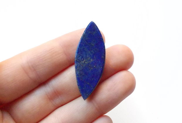 Cabochon  Lapis Lazuli  plat - pentru monturi  - M50