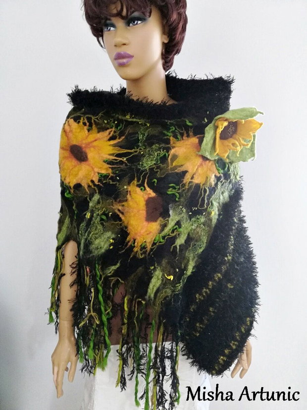 vandut Sal pufos cu flori de Floarea Soarelui impaslite