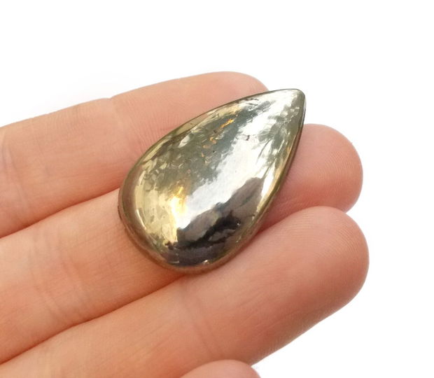 Cabochon apache gold