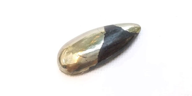 Cabochon apache gold