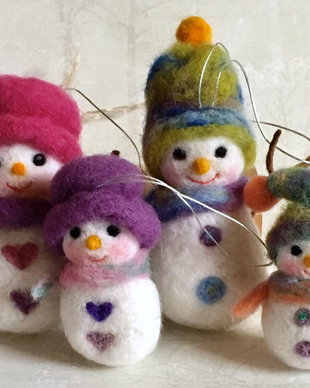 Happy Snowman Family-Set ornamente din lana impaslita