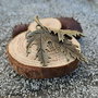 Pandantiv frunza rasucita, bronz 54x44mm BZLAK-T 009