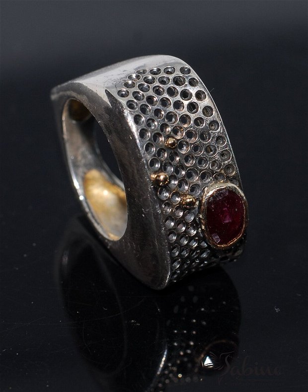 Inel argint 925, bobite aur 14k şi rubin natural, inel organic, inel brut, inel statement
