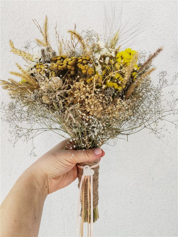 Buchet mireasă din flori naturale uscate "Soare și Lavandă"  + Butoniera CADOU