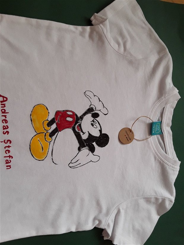 Tricou pentru copii pictat manual si personalizat Mickey Mouse