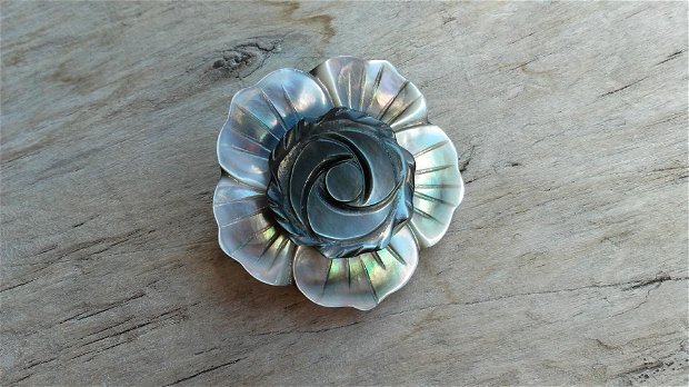 Brosa/pandantiv floare sidef, 34 mm