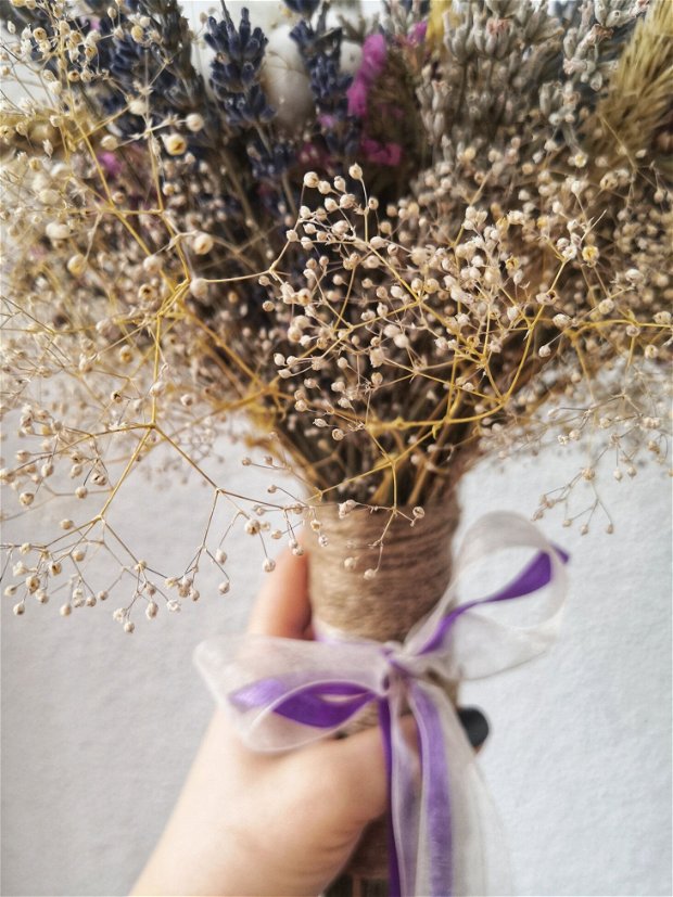 Buchet mireasă din flori naturale uscate "Bumbac si lavandă"  + Butoniera CADOU