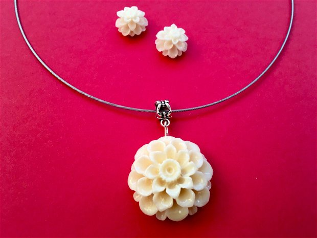 Set trandafiri coral alb