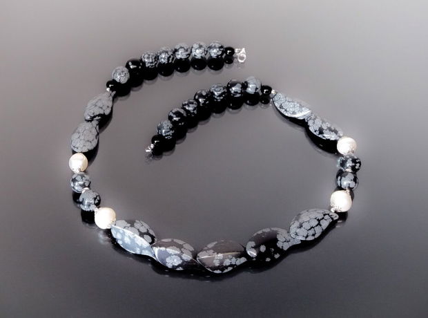 Colier obsidian, perle, onix
