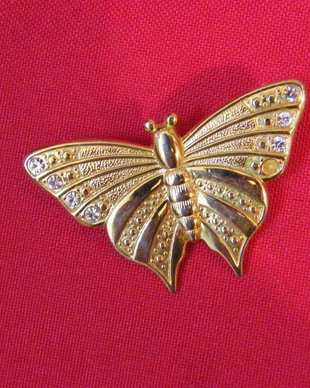 Brosa fluture