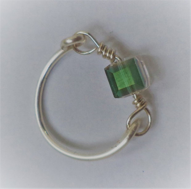 Inel handmade din sarma si cristal tip swarovski