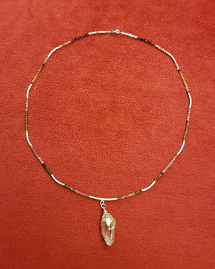 colier unicat din tuburi de argint, cristale microfatetate de turmalina curcubeu si margele Myiuki, cu pandantiv fin cristal de stanca incapsulat in argint 999