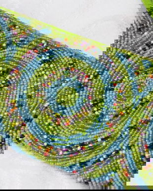 Noua-Posetuta cu margele