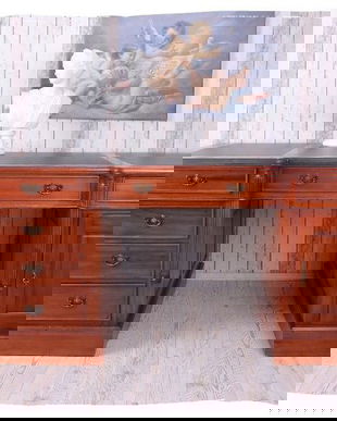 Birou mare din lemn masiv cu tapiterie verde