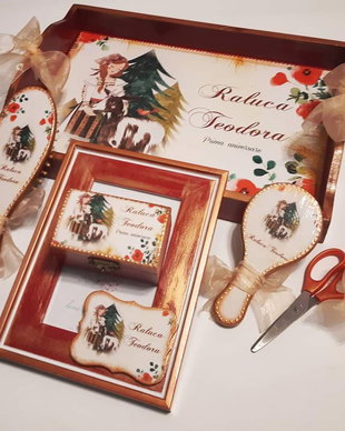 Set mot/prima aniversare cu tema traditionala, Tarancuta