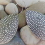 Cercei handmade din piese de zamac argintate, supradimensionate