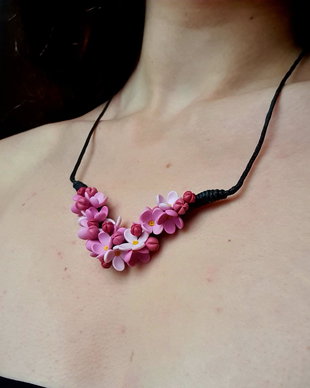 Colier liliac~lichidare stoc~
