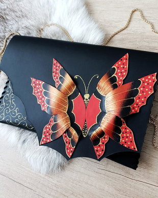 poseta plic handmade unicat din piele - Red Butterfly