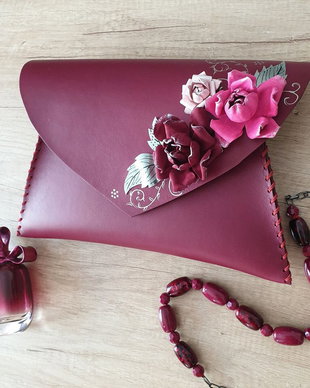 Poseta plic handmade unicat din piele naturala -  Marsala roses