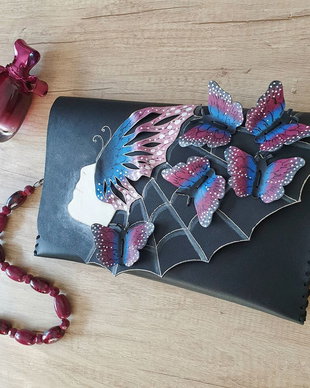 Poseta plic handmade unicat din piele naturala - Lady Butterfly